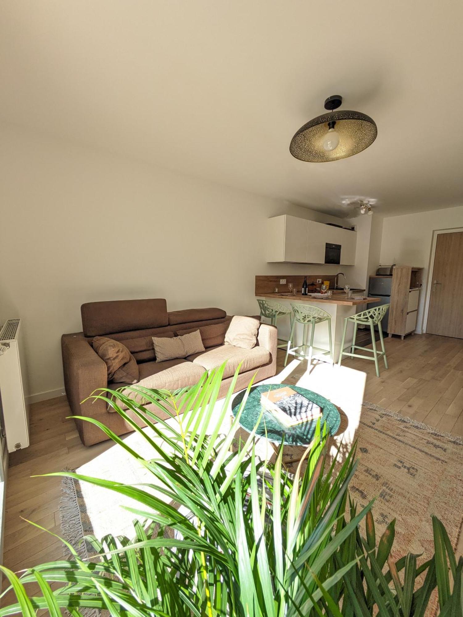 Appartement De Standing Avec Jardin كلامار المظهر الخارجي الصورة